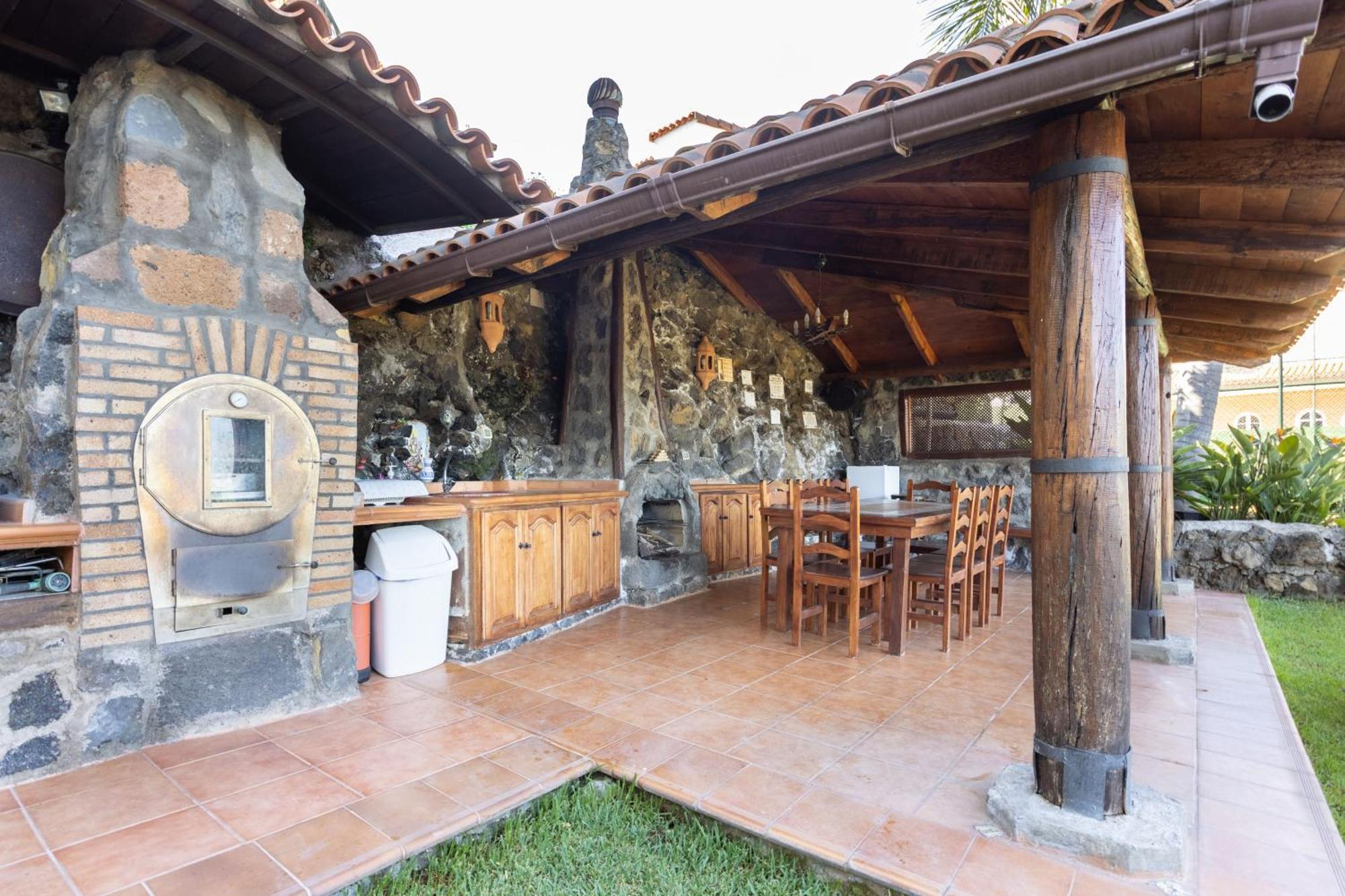 Casa Los Grabados, Piscina, Vistas, Barbacoa Y Zen Icod De Los Vinos Esterno foto
